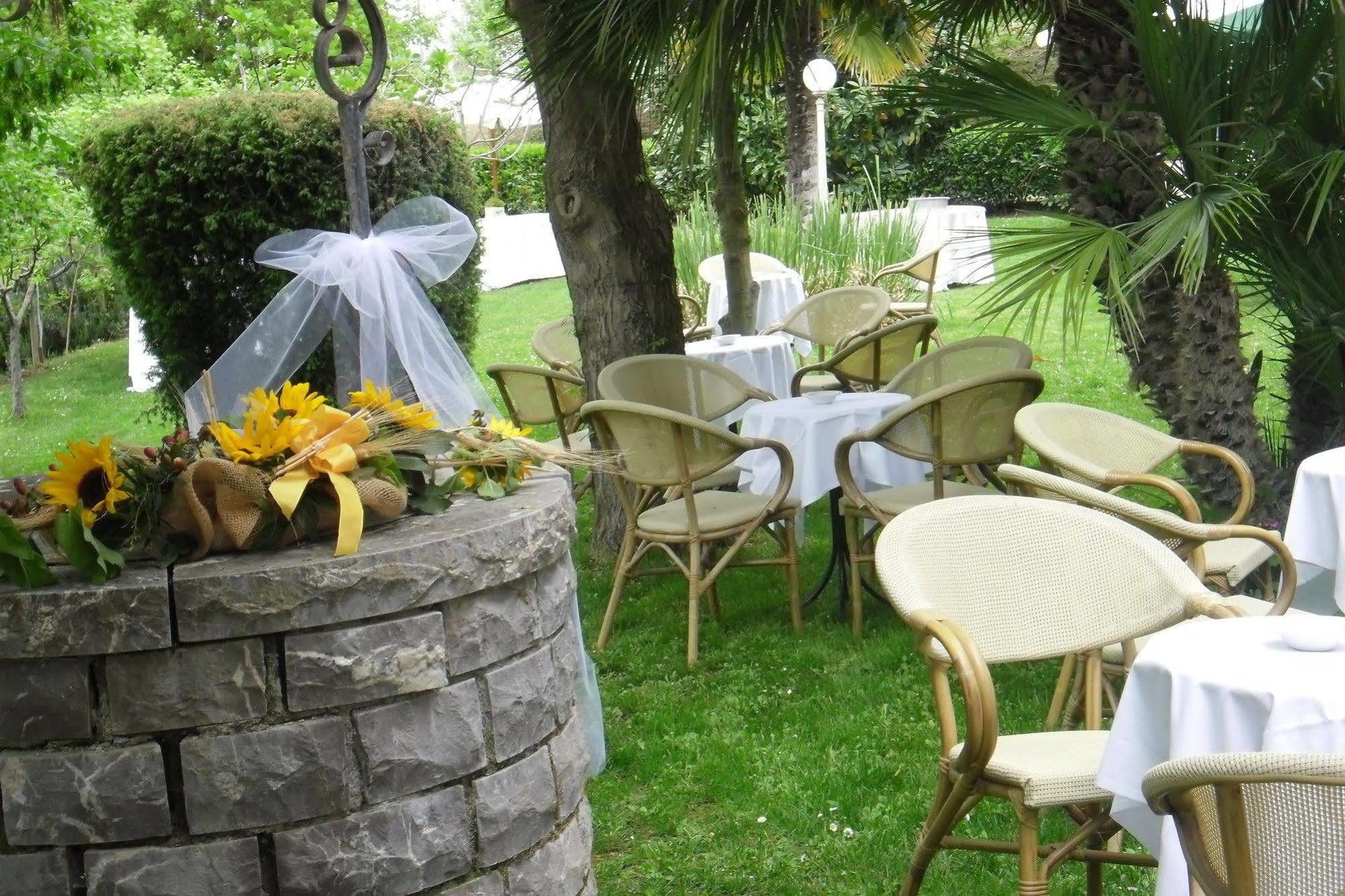 Hotel Ristorante Farneta Cortona Exterior foto